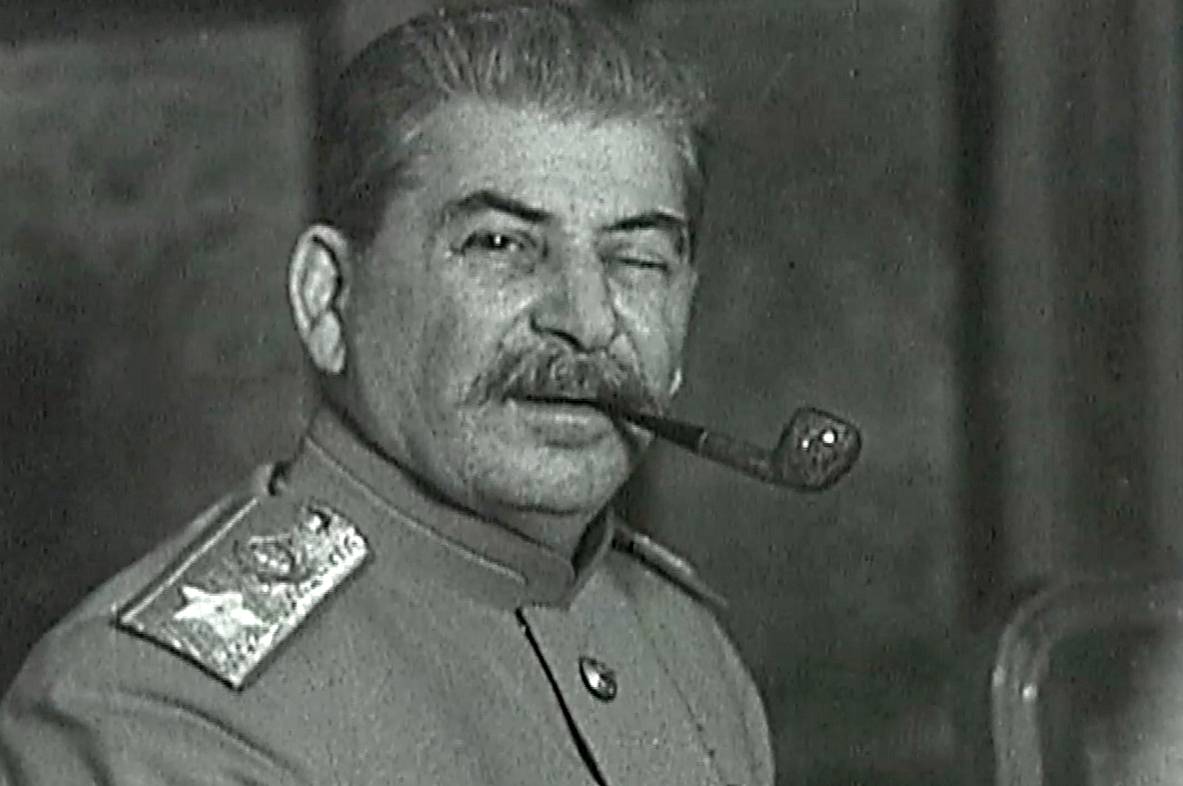 Фигляр Сталин и его усы